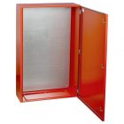 Корпус металлический ИЭК ЩМП-4-0 У2 (800х650х250мм) IP54 RAL3020 с монтажной панелью изображение 1
