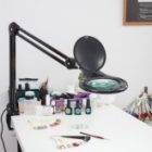 Лупа на струбцине Rexant круглая 5D с подсветкой 56 SMD LED, черная изображение 4