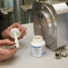 Монтажная паста Anti-Seize High-Tech 450г антикоррозионное средство, не содержащее метала изображение 2