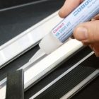 Цианоакрилатный клей Contact VA 8406, вязкость 20-50mPas*s, основа этилат, 12г изображение 2