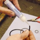 Цианоакрилатный клей Contact VA 8312, вязкость 20-40mPas*s, основа этилат, 60г изображение 2