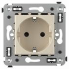 Розетка в стену DKC Avanti 2P+E со шторками ванильная дымка изображение 2